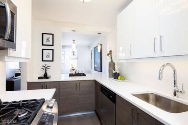 Main picture of Shorecrest Towers