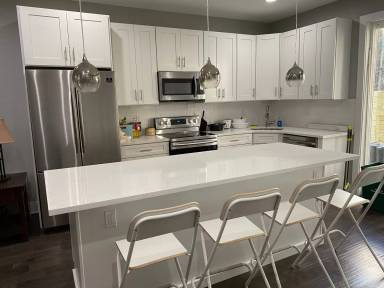 Main picture of 417 N Holly St