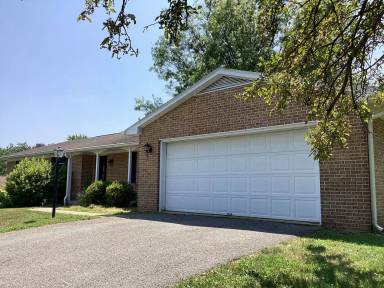 Main picture of 12105 Bayer Dr
