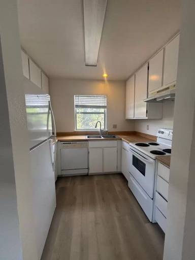 Main picture of 796 Villa Ave