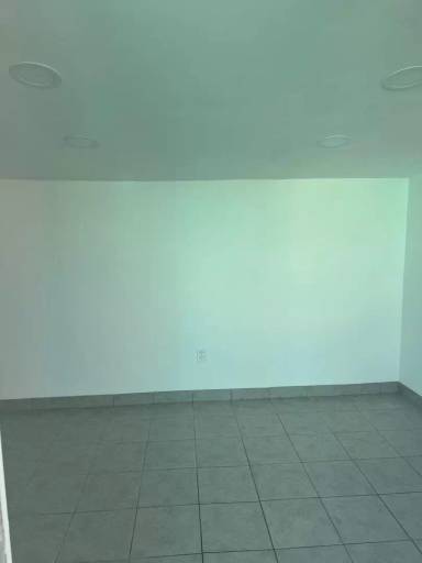 Main picture of 3187 Swan Ave