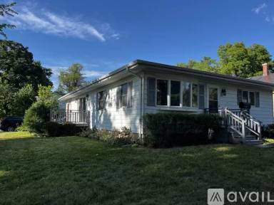 Main picture of 122 Stewart Ave