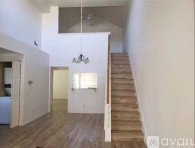 Main picture of 16500 Stonehaven Ct