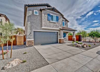 Main picture of 2212 W Betty Elyse Ln