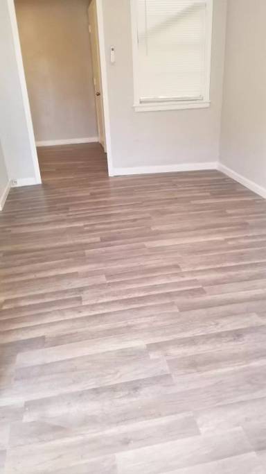 Main picture of 1009 Laredo St