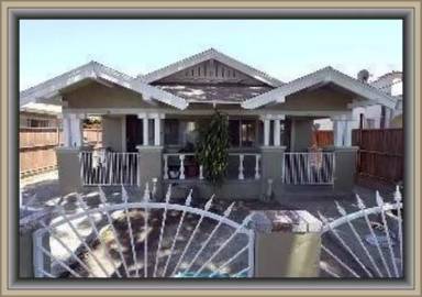 Main picture of 3906 Denker Ave