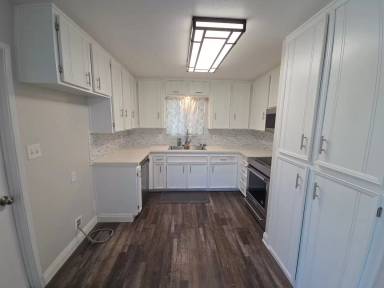 Main picture of 2160 Georgia Way