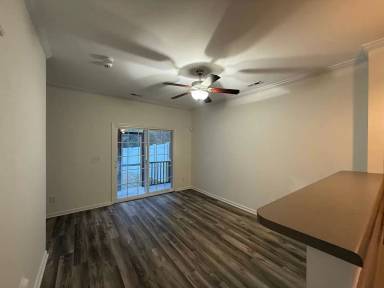 Main picture of 312 Glenhaven Ln