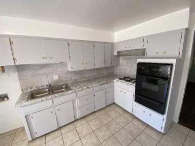Main picture of 937 Louisiana Blvd SE