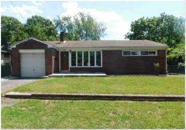 Main picture of 20 E Hodges Ave