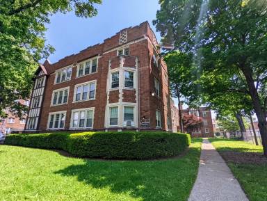 Main picture of 3541 N Meridian St