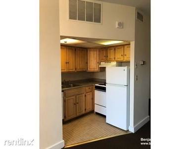 Main picture of 475 Commonwealth Ave