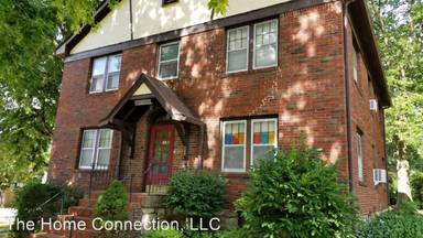 Main picture of 138 N Leonard St