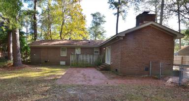 Main picture of 804 York St