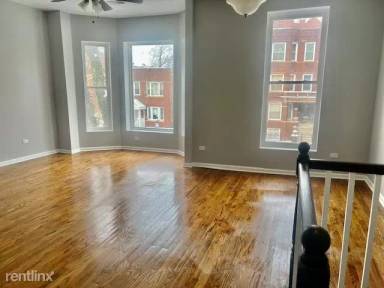 Main picture of 3245 W Pierce Ave