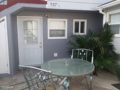 Main picture of 745-751 19th St