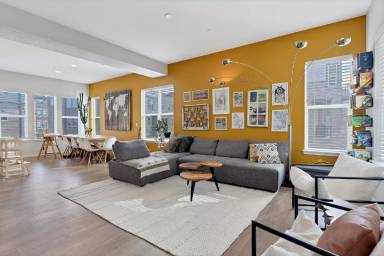 Main picture of 446 Meridian Ln