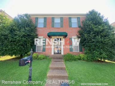 Main picture of 618 Ashley Glen Cir W