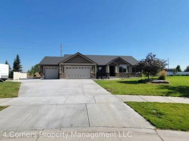 Main picture of 678 Mill Stream St