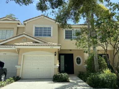 Main picture of 4752 NW 59th Mnr