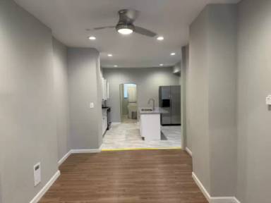 Main picture of 208 S Monastery Ave