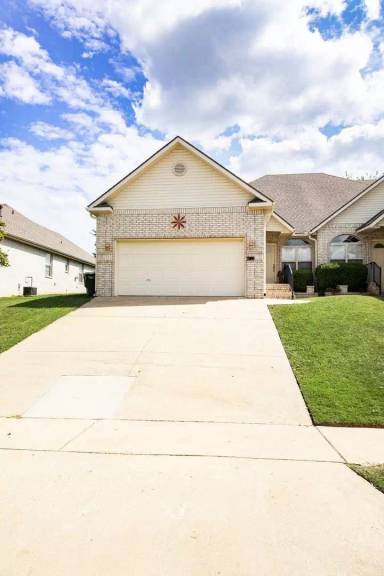 Main picture of 6291 W Milliken Bnd