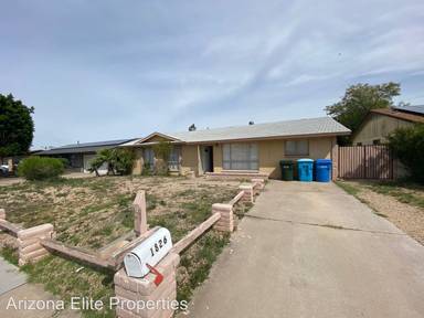 Main picture of 1826 W Behrend Dr