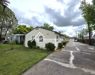 Main picture of 2754 Del Paso Blvd