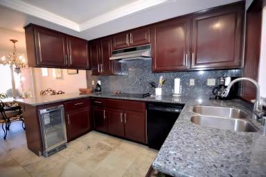 Main picture of 87 Tunapuna Ln