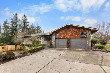 Main picture of 15232 Henrici Rd