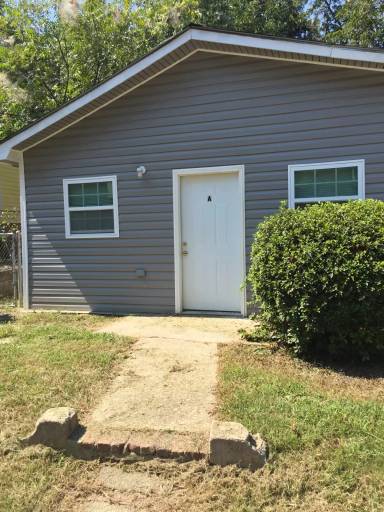 Main picture of 707 12th Ct