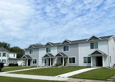 Main picture of 101 N Jarvis St