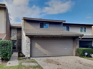 Main picture of 2986 Buttonwood Dr