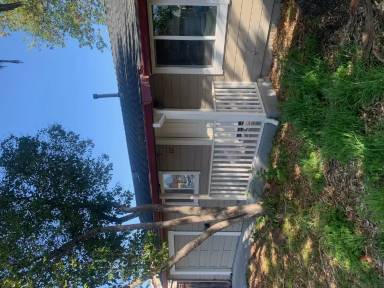 Main picture of 217 Barham Ave