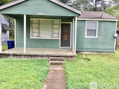 Main picture of 5127 Bienville Ave