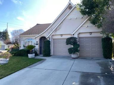 Main picture of 1128 Mandarin Ct