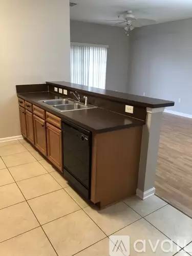 Main picture of 8226 Green Parrot Rd