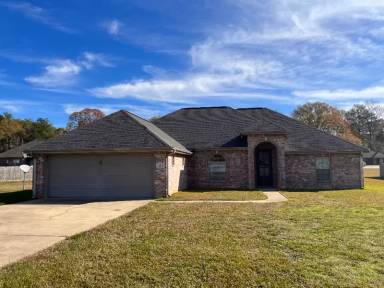 Main picture of 117 W Tyler Ln