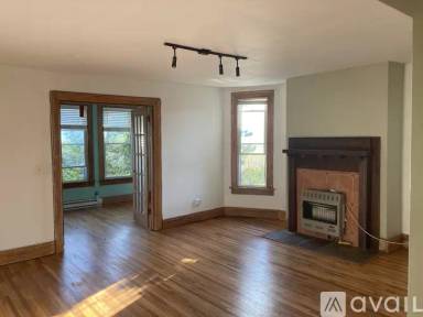 Main picture of 1404 Hawkins St