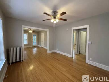 Main picture of 5219 N Christiana Ave