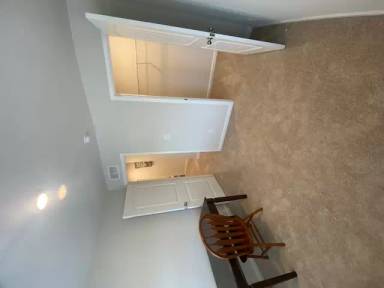 Main picture of 305 Stream Valley Ct
