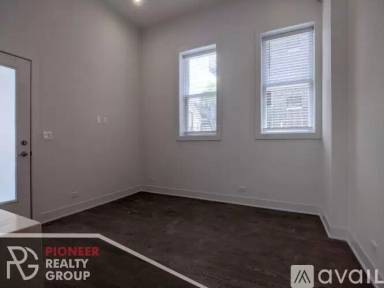 Main picture of 2120 W Belmont Ave