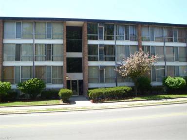 Main picture of 520 Packard St