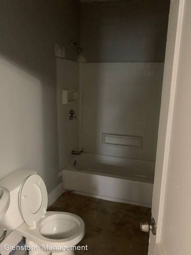 Main picture of 22 Laurel St
