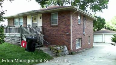 Main picture of 877 S 46th St