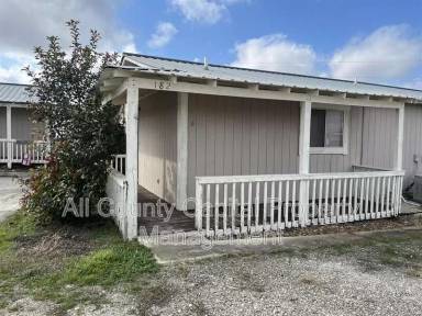 Main picture of 125 Stockmen Ln