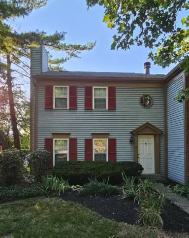 Main picture of 22 Woodsview Ln