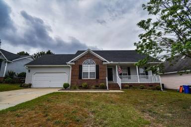 Main picture of 528 Standingstone Dr
