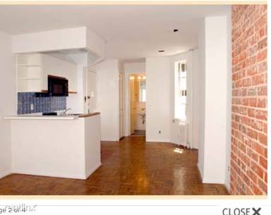 Main picture of 326 E 82nd St