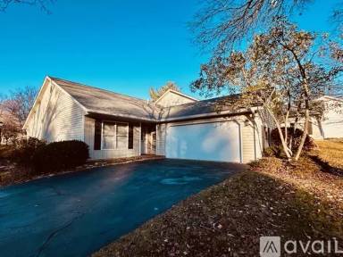 Main picture of 3907 S Laurel Ct